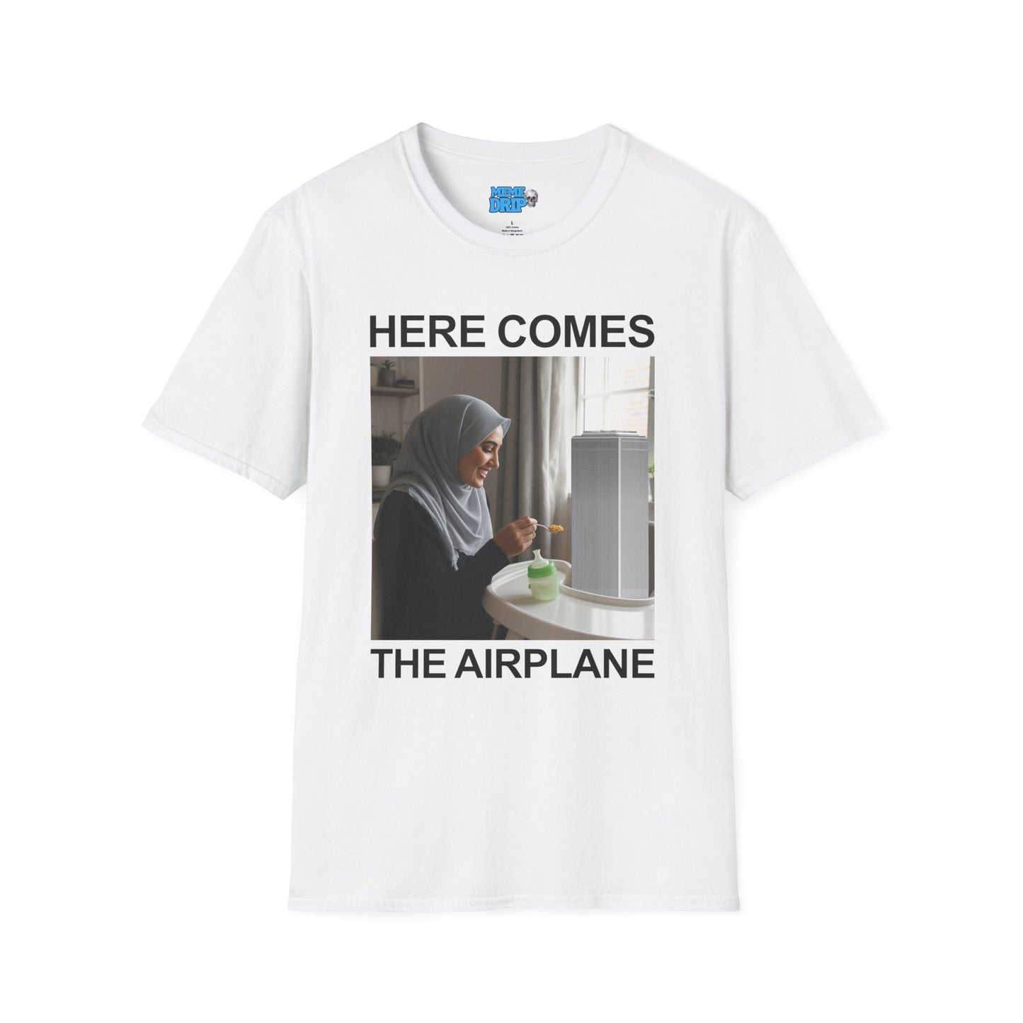 Here comes the airplane